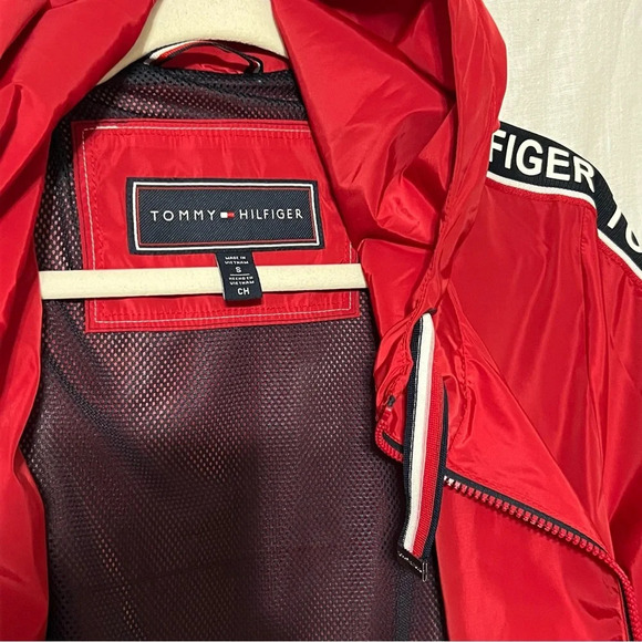 TOMMY HILFIGER Women Jacket Windbreaker Logo Sleeve Small - Picture 6 of 8